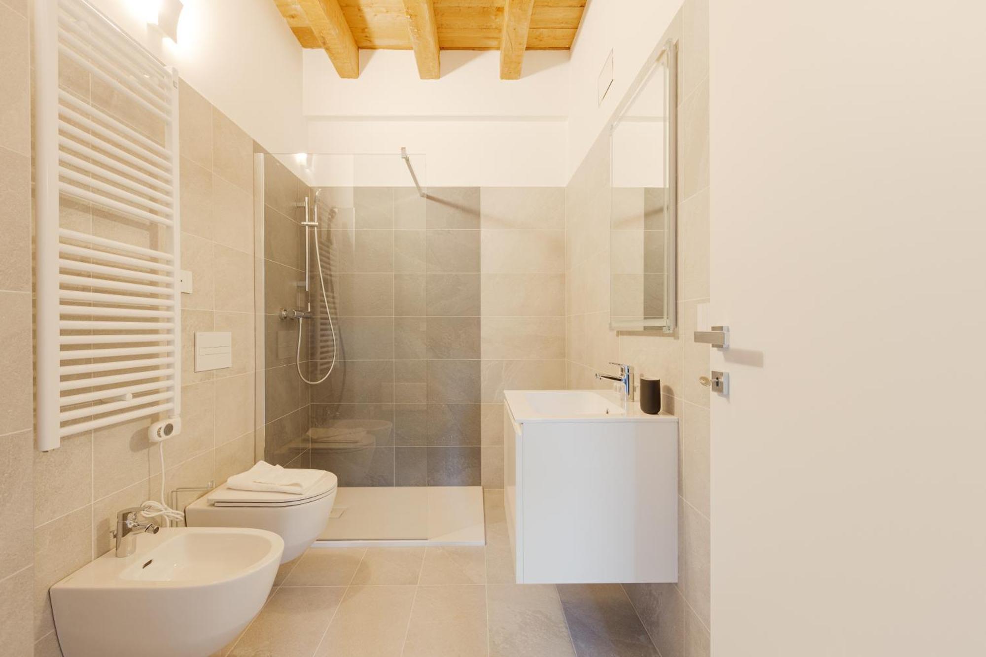 Modern Apartment In Milan With Balcony المظهر الخارجي الصورة
